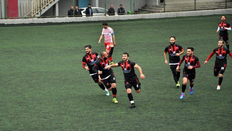 Gürpınarspor Play-Off’a Üç Puanla Başladı (Çarşıbaşı 1-2 Of Gürpınar)