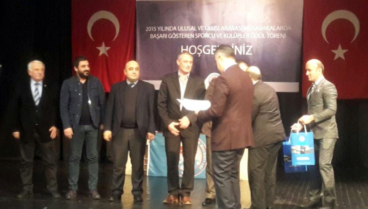 Büyükşehir’den Of Gürpınarspor’a Ödül